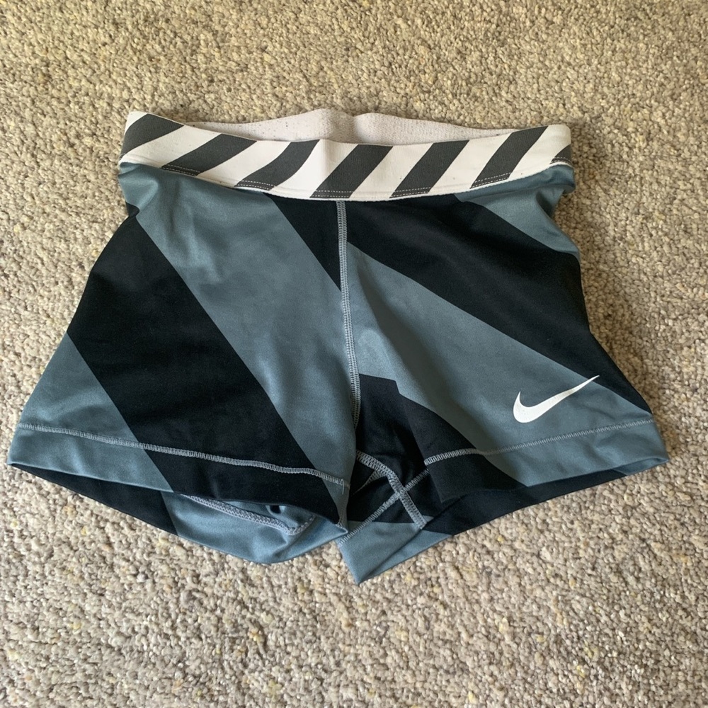 NIKE PROS BLACK AND BLUE